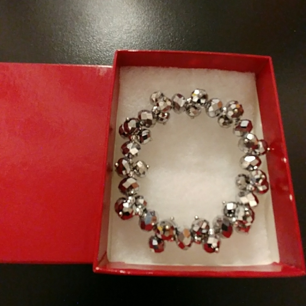 Silver Metallic Crystal Bracelet - Picture 7 of 8